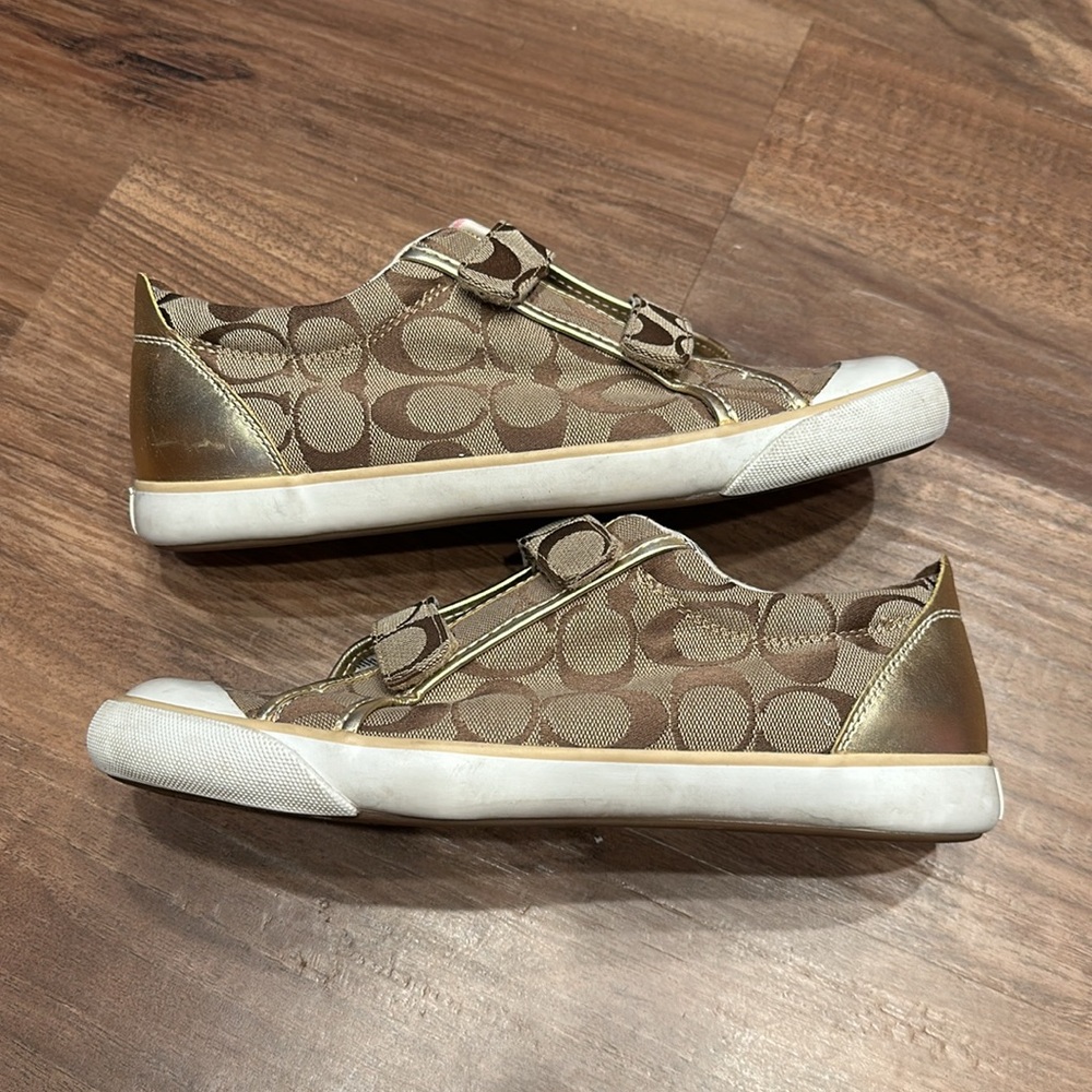 Coach Signature C canvas and gold leather sneakers - Picture 3 of 7